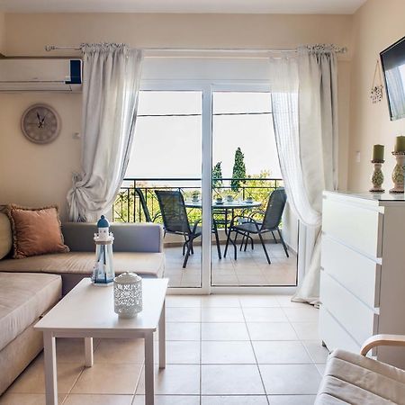 Lovely Apartment Next To The Sea Lygia Korinthias Ligia  Ngoại thất bức ảnh