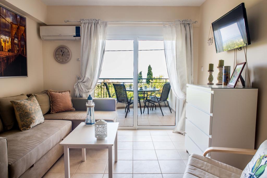 Lovely Apartment Next To The Sea Lygia Korinthias Ligia  Ngoại thất bức ảnh